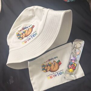 White Bucket Hat and Pouch Set autism